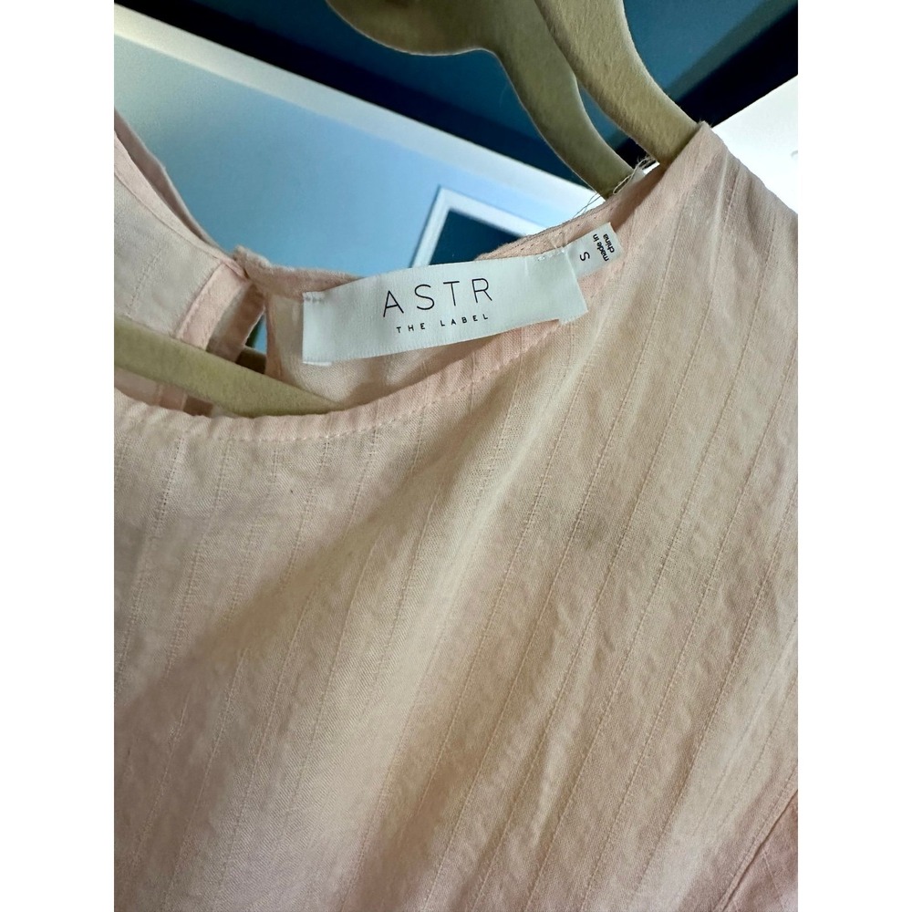 NWOT ASTR the label in beige/blush - Picture 2 of 7